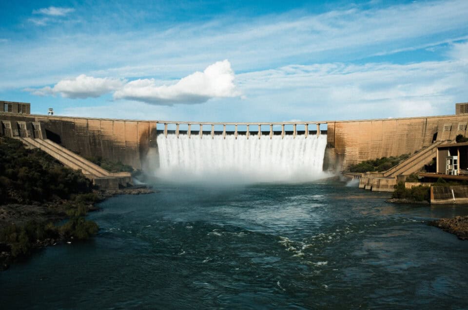 view of the gariep down from below the dam wall